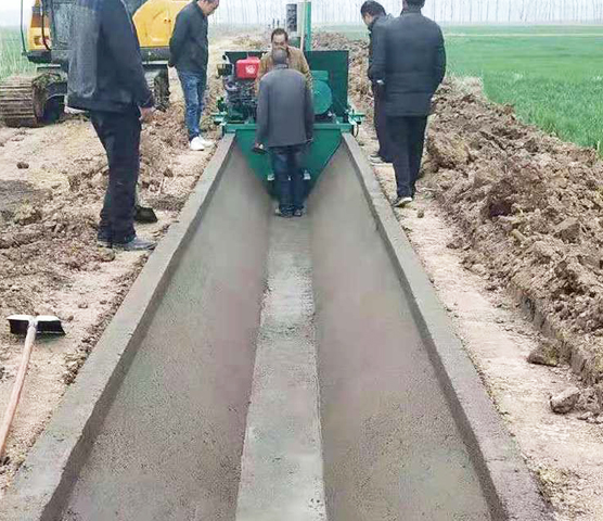 2015年10月河南信阳市光山县现浇施工现场